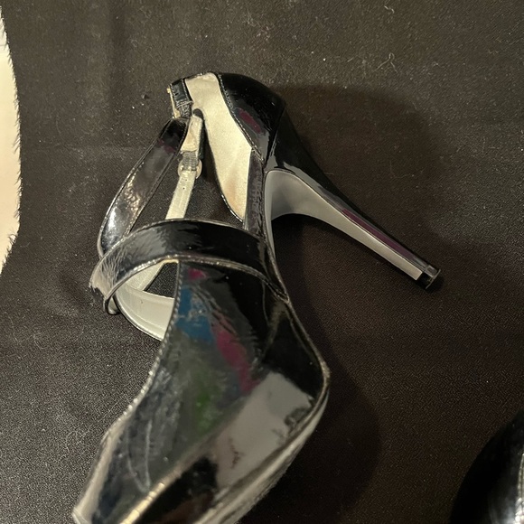 Carlos black sandals size 11 - Picture 9 of 15